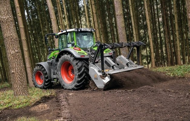 FENDT 700 VARIO