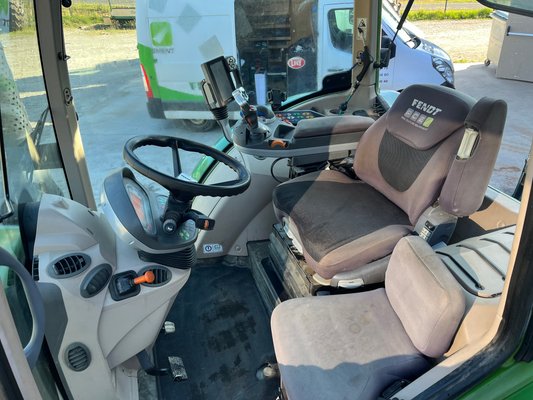 Tracteur agricole Fendt 720 S4 POWER - 185