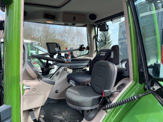 Tracteur agricole Fendt 824 S4 ProfiPlus - 240 - 4