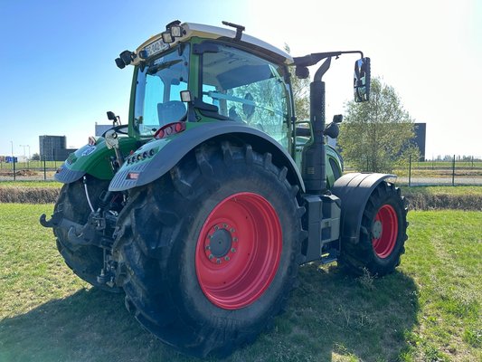 Tracteur agricole Fendt 720 S4 ProfiPlus - 185
